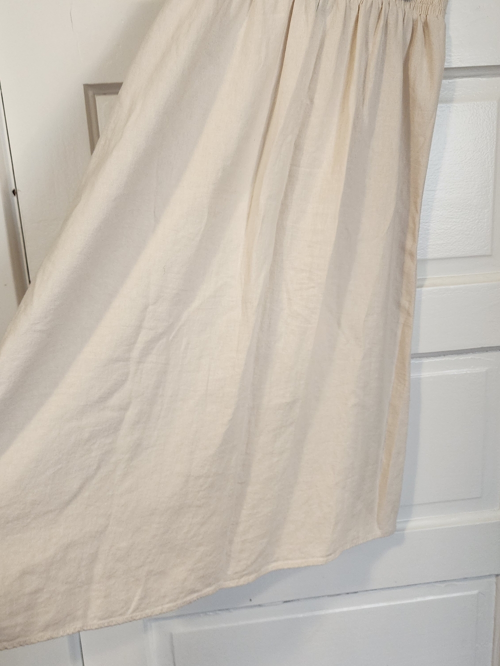 dip Cream Button-Front Midi Skirt - Picture 3 of 8